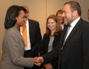 Israel's far-right Avigdor Lieberman meets with Condoleezza Rice